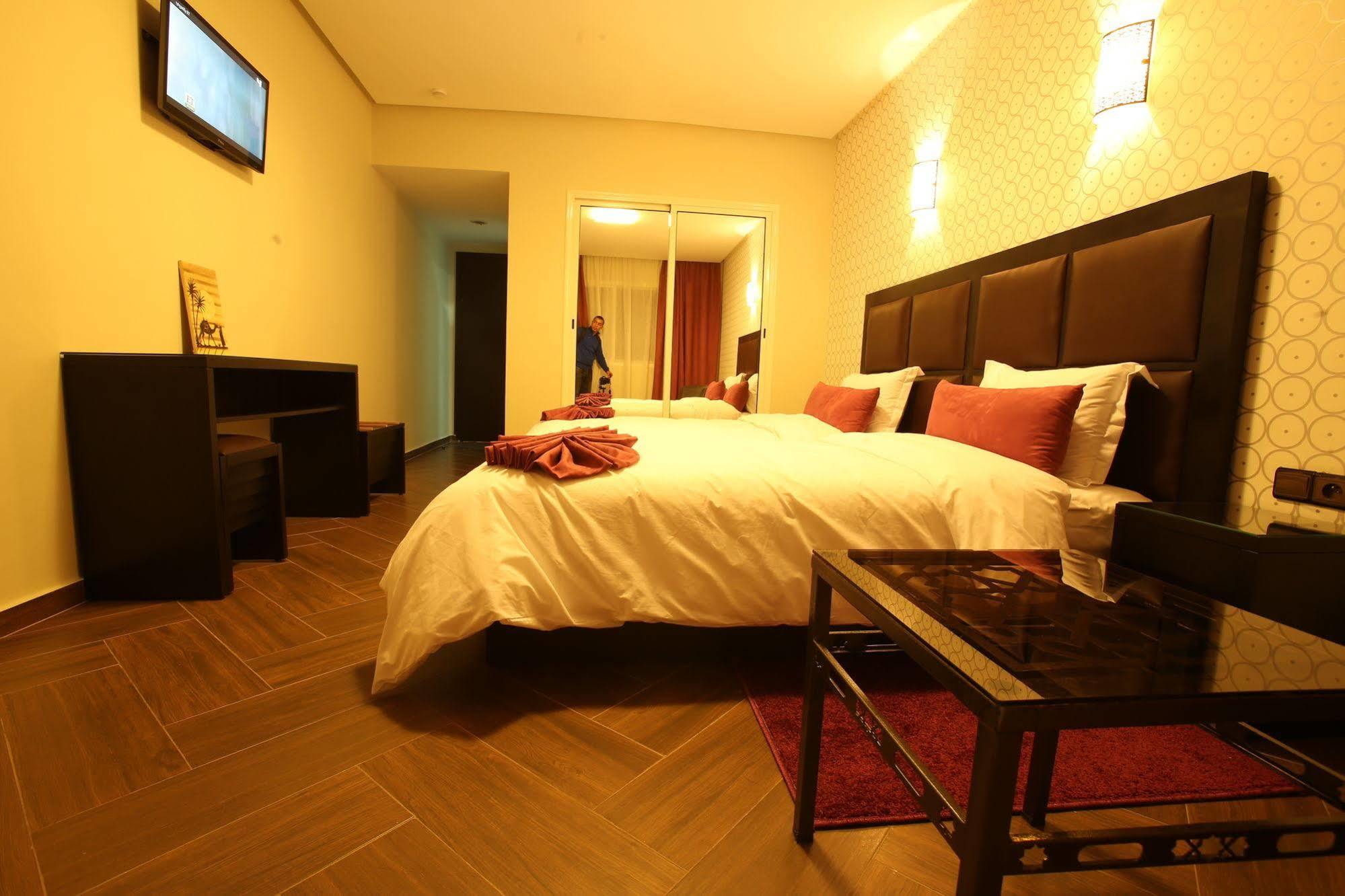 Hotel Swani Μεκνές Εξωτερικό φωτογραφία