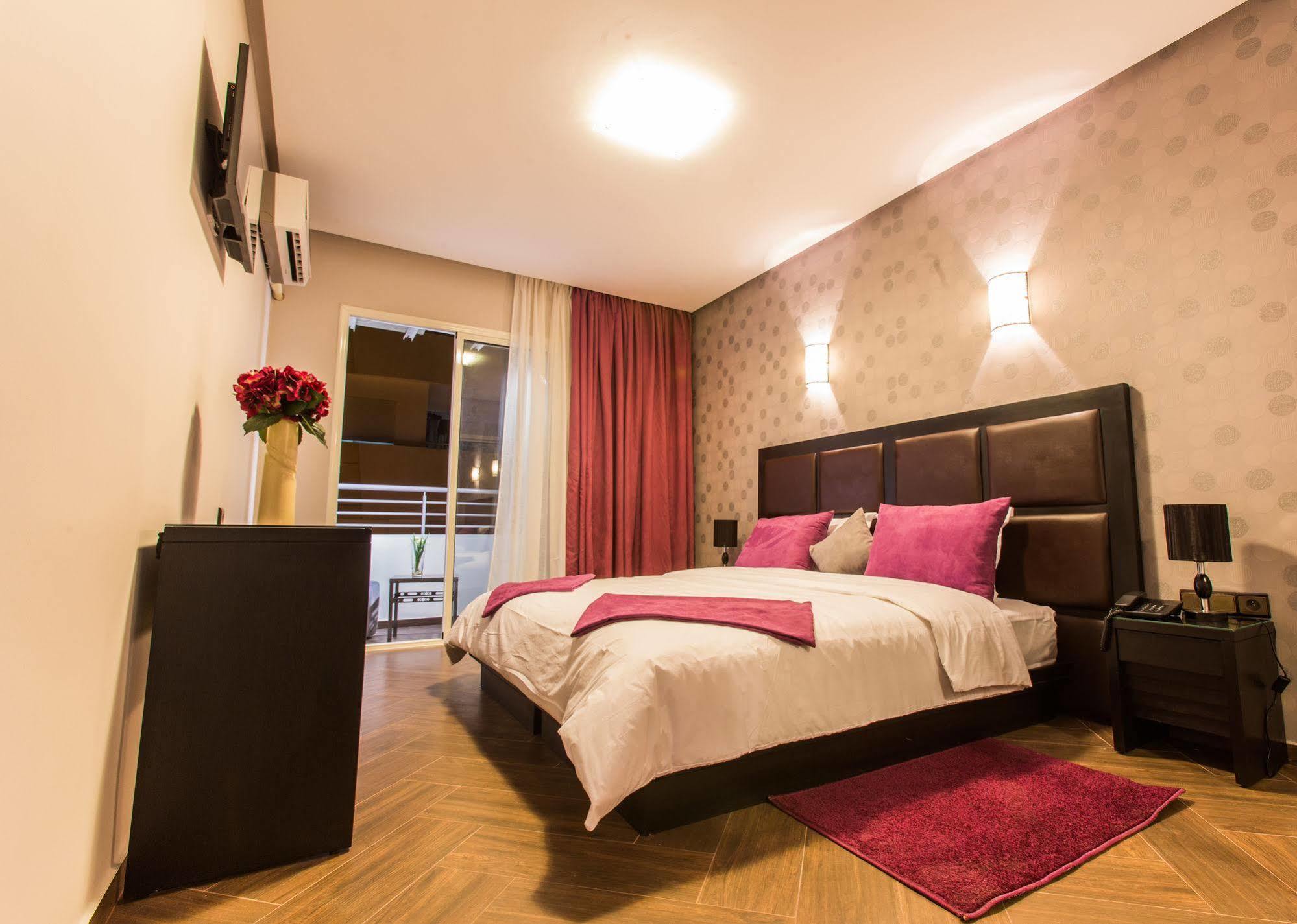 Hotel Swani Μεκνές Εξωτερικό φωτογραφία